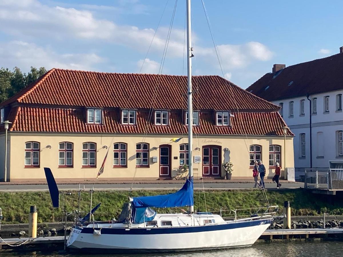 Hotel Das Brueckenhaus Glückstadt Exterior foto